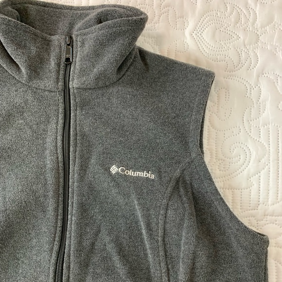 Columbia Fleece Vest - Picture 3 of 8